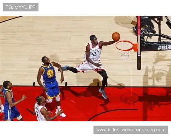 猛龙中场压迫训练,长传反击威胁升级